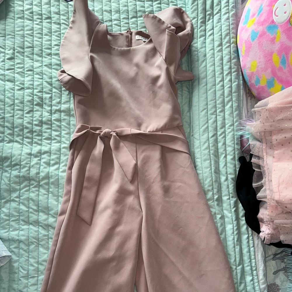 GB girls (Dillards) mauve/dusty pink girls size 8 romper